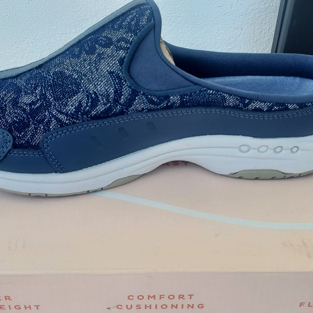 Easy Spirit Traveltime 304 Women's Blue Slip-On Shoes